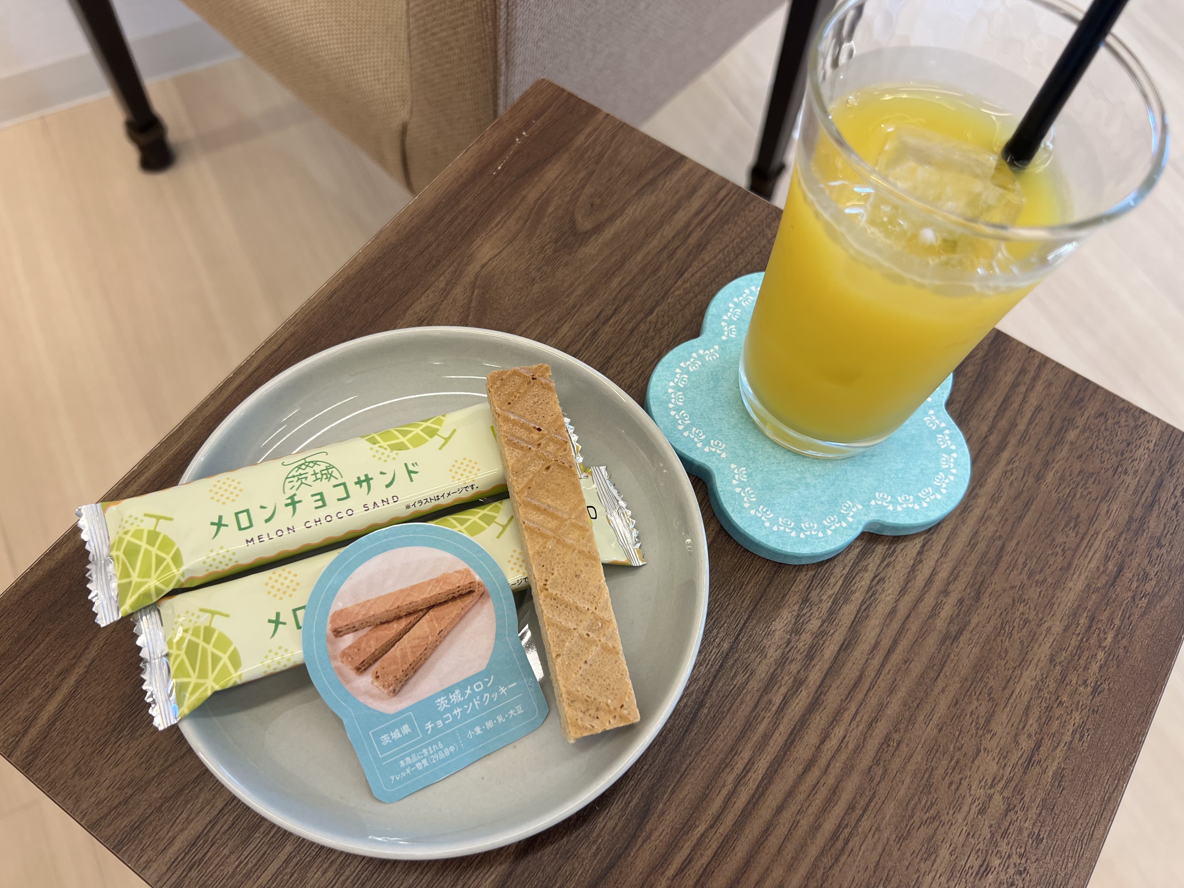 【茨城メロンチョコサンドクッキー】